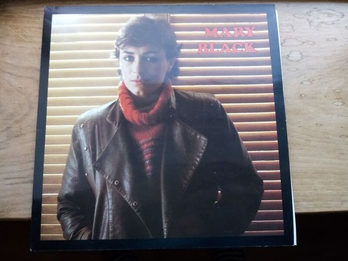 Mary Black 12in Vinyl