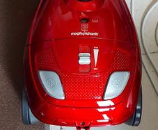Morphy Richards Vacuum Cleaner, Model 980564, Red, in excellent condition and great suction