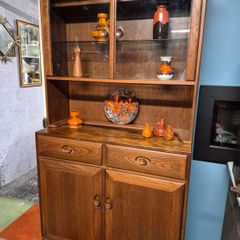 ercol Windsor display dresser drink cabnit