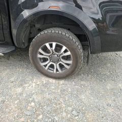 Alloys 18 inch with perfect all terain tyres