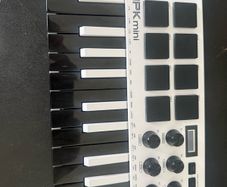 Akai Mpk mini