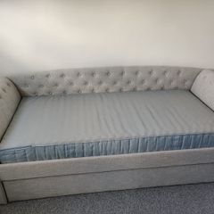 2 Tier Day Bed