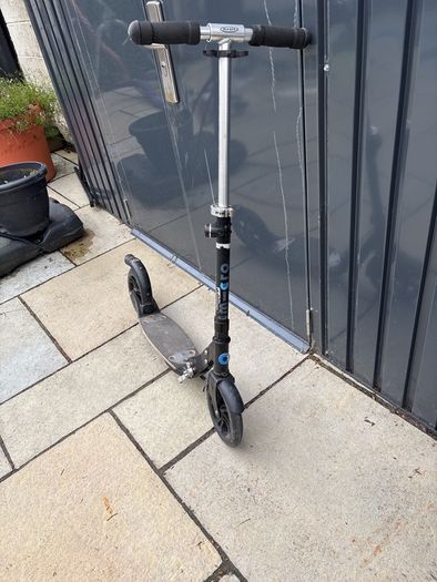 Micro scooter