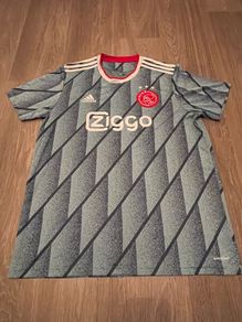 Ajax 2020/21 Away Kit