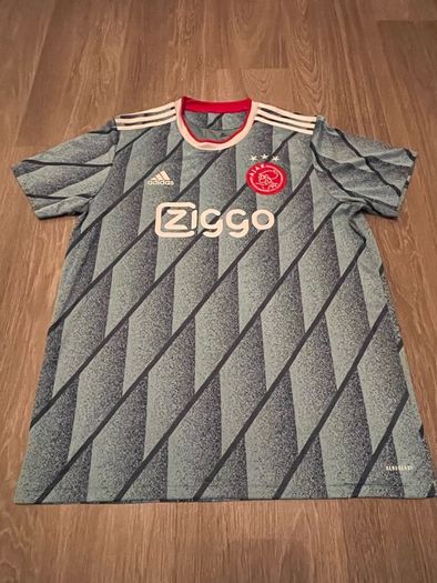 Ajax 2020/21 Away Kit