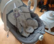Joie Sansa 2-in-1 rocker/swing chair
