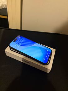 IPhone 15 with Otterbox Case & Box