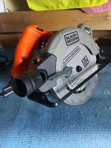 B&D Saw & Drill