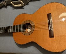 Amalio Burguet 2M (Cedar top) Classical Guitar