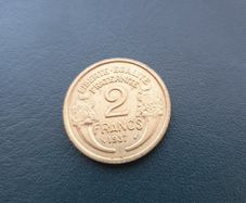 1937 2 francs coin