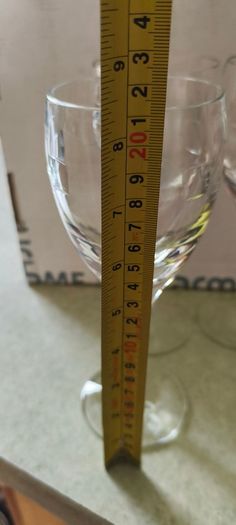 Waterford Crystal John Rocha Geo White Wine Glass 21 x 7.5 cm. 4 in total at 45.00 euro each. or all set of 4 one lot for    170.00 euro.