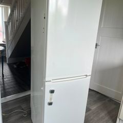 Fridge freezer