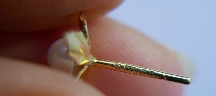 Vintage Solid 9ct Yellow Gold 375 Pearl Stud Earrings, Flower Style 0,9g