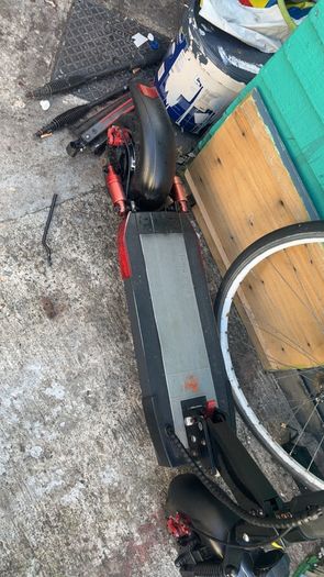 Electric scooter