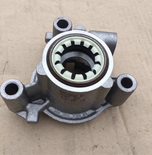 RH Driveshaft Oil Seal Housing (Fiat Scudo)