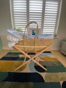 Moses Basket with stand