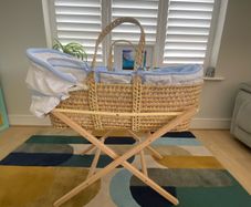 Moses Basket with stand