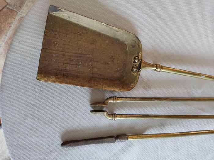 Antique Brass companion set