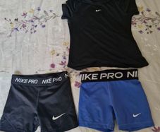 Nike girls clothes