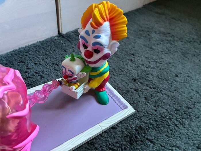 Killer klown from outer space funko pop