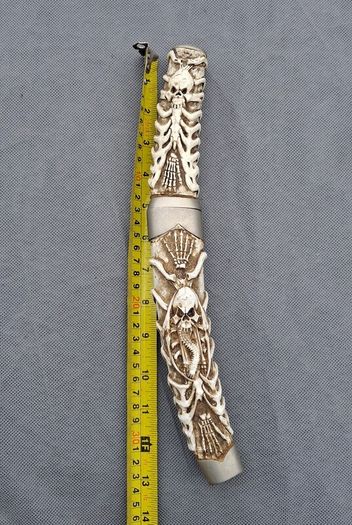 Tanto knife