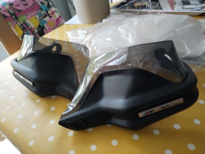 Honda adv 350 handguards