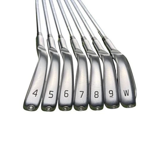 Ping i230 Irons / 4-Pw / Dynamic Gold X100 X-Stiff / Red Dot
