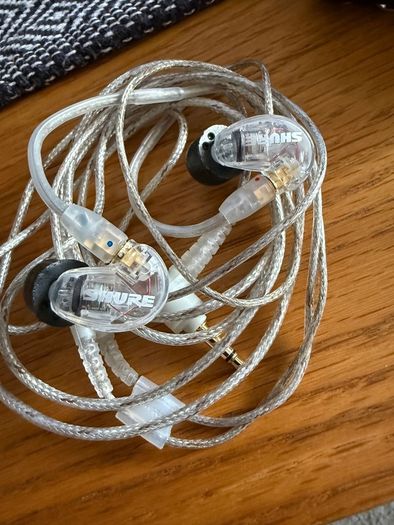 Shure SE215 Pro CL in ear monitors never used