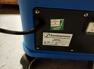 carpet cleaner