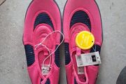 BNWT Pink Aqua Shoes Size 4