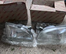 Toyota Starlet Headlights