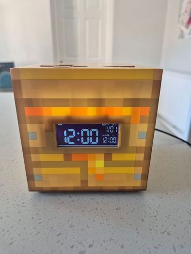 Minecraft alarm clock and light