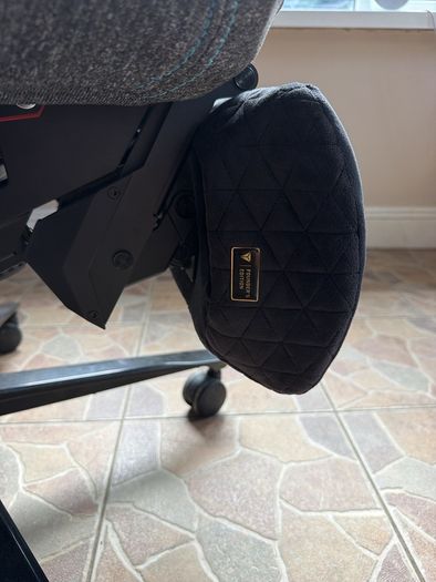 Gamer office chair secret lab edition
