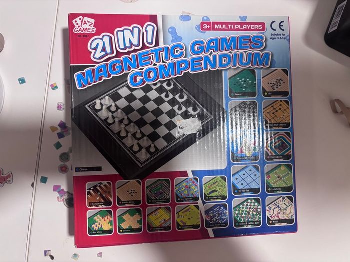 A to Z Games 21 in 1 Magnetic Games Compendium