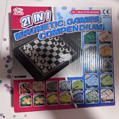 A to Z Games 21 in 1 Magnetic Games Compendium