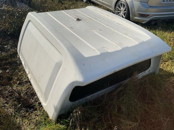 14 Toyota hilux canopy top