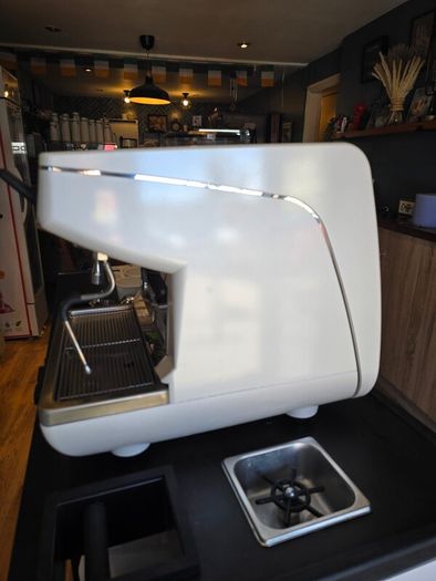 coffee machine (including Vat)
