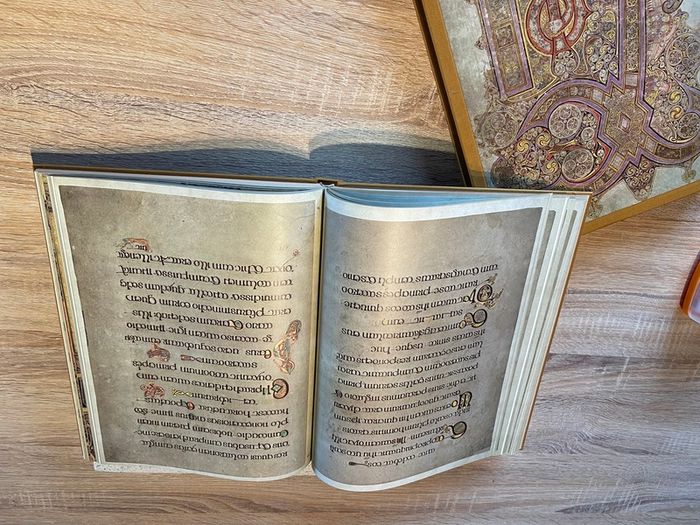 Book Of Kells 1976 Edition RARE Thames and Hudson
