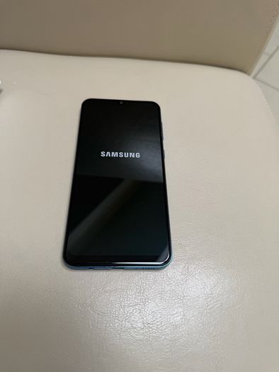 Samsung Galaxy A50 blue