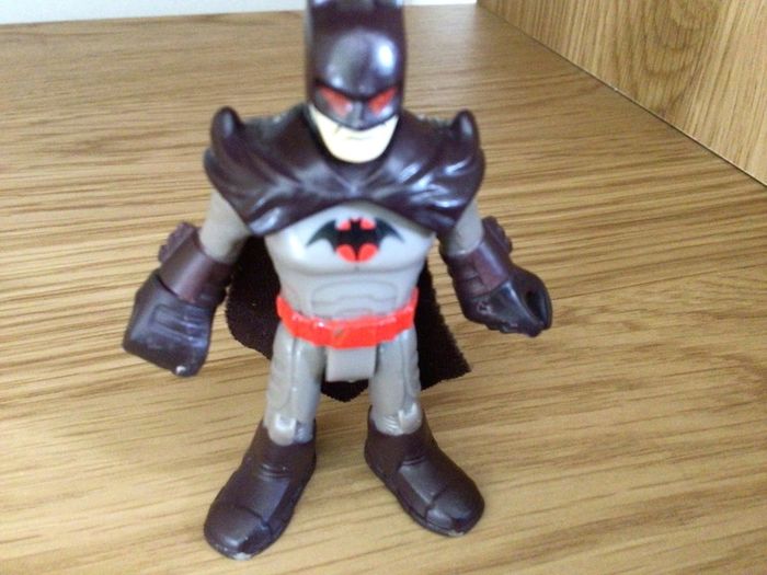 Imaginext DC Super Friends Flashpoint Thomas Wayne as Batman Figure RARE