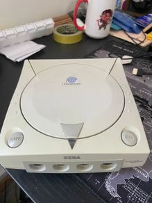 Sega Dreamcast Working w/ 3 Controllers and VMU