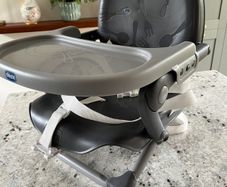 Chichi Booster Seat