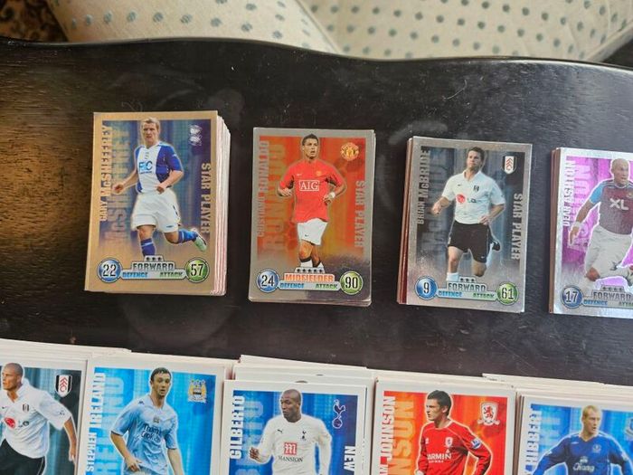 1700+ Football Cards Collection