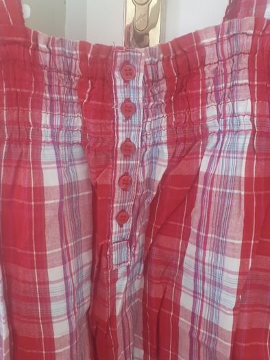 Gorgeaus summer dress.