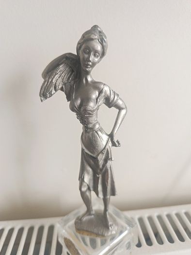 figurine from Italy