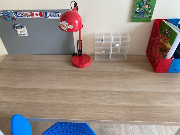 Kids desk set