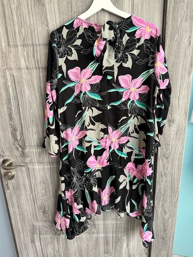 BNWT River Island Dress