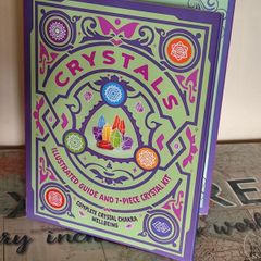 Crystals: Illustrated Guide and 7-Piece Crystal Kit by Belinda Campbell