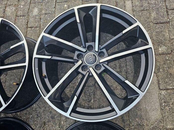 20" Audi alloys