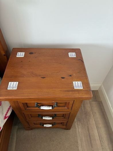 King Size bed frame & 2 Lockers